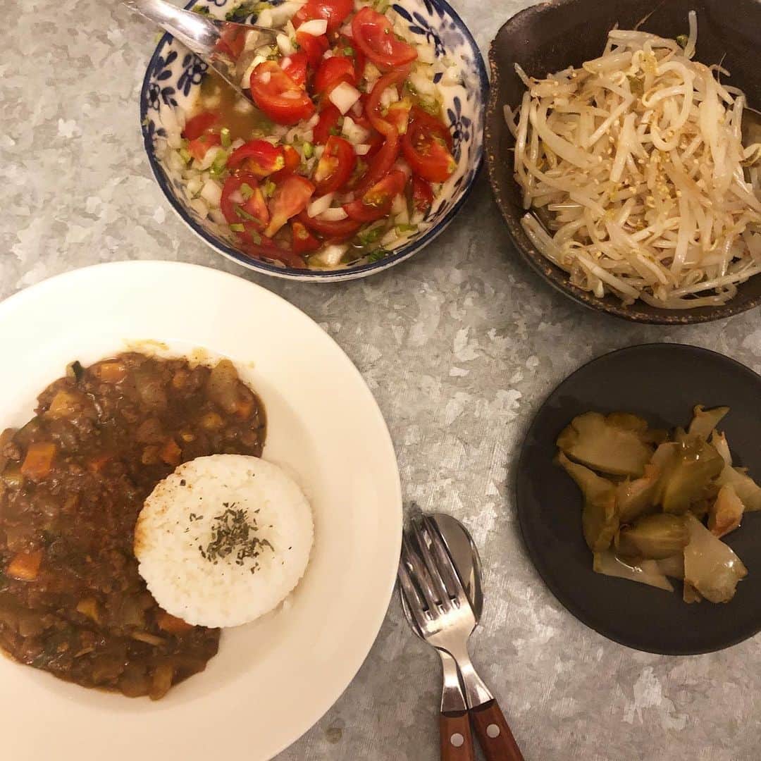 山嵜廣和のインスタグラム：「チヨ子が晩飯を作ってくれました！GJ！」