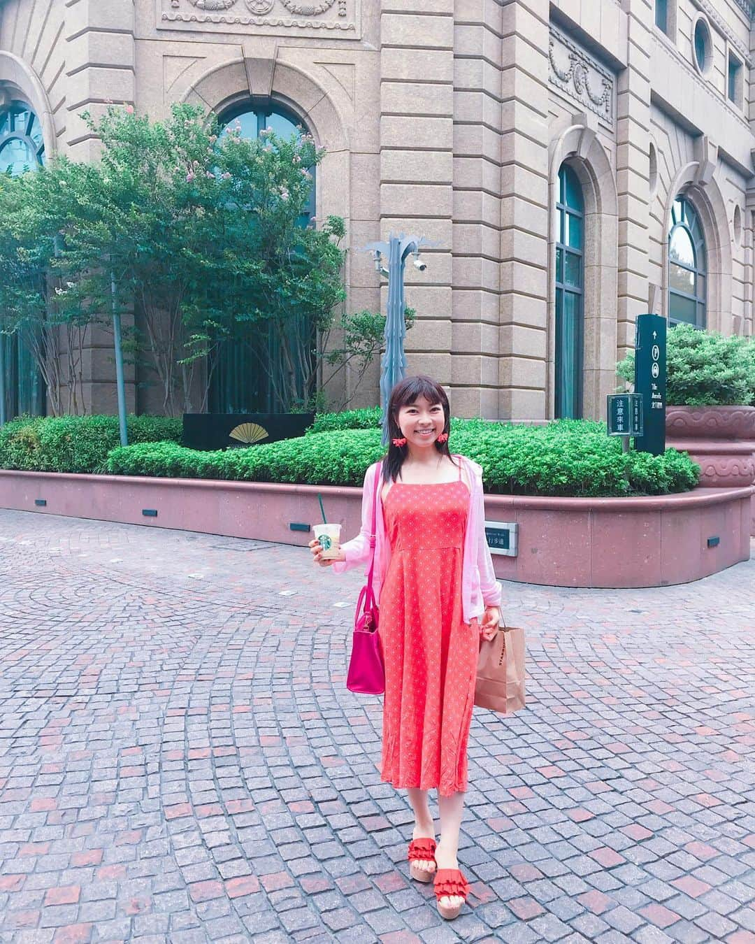 DJ MIYAさんのインスタグラム写真 - (DJ MIYAInstagram)「やっほぉ❤️こんばんにゃぁ❤️先週の、 #台北 ひとり旅の⭐︎お気に入りプールshot❤️ . .  in Mandarin Oriental Taipei💗 .  #ホテルプール #リゾート #プール #水着 #ビキニ #MandarinOrientalTaipei #マンダリンオリエンタル台北 #台北文華東方酒店 #ラグジュアリーホテル #台北旅行　#台湾　#台北女子旅　#台湾一人旅　#旅インスタグラマー　#旅ブロガー  #台湾女子旅  #taipei #マンダリンオリエンタルホテル #ホテル好き　#今日のコーデ #水着  #ファッションコーデ　#今日のメイク　#今日のコーディネート　#タビジョ　#海外旅行好き #台湾旅行 #旅大好き #高級ホテル #マイトリップMIYA」6月18日 20時58分 - dj_miya