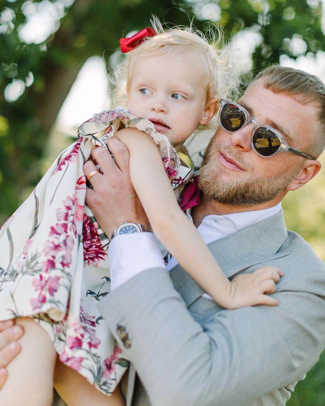 ヨン・グイデッティのインスタグラム：「MIN DOTTER 😍」