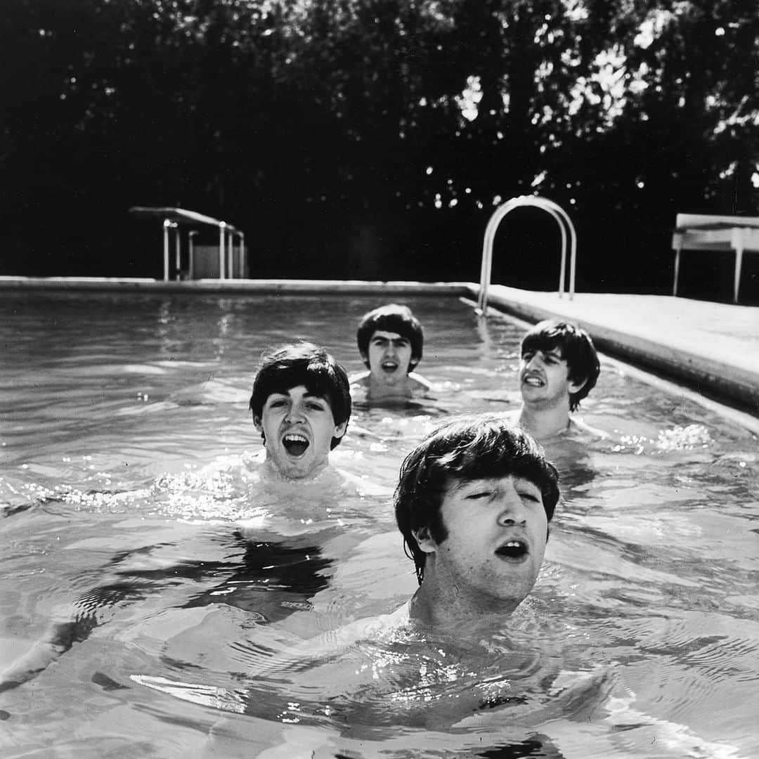 lifeさんのインスタグラム写真 - (lifeInstagram)「Happy 77th Birthday to LIFE legend Paul McCartney!! He is pictured here in a classic 1964 photo by the great John Loengard in a Miami swimming pool with his Beatles band mates John, George and Ringo. (John Loengard—The LIFE Picture Collection/Getty Images) #LIFElegends #PaulMcCartney #TheBeatles」6月18日 21時44分 - life