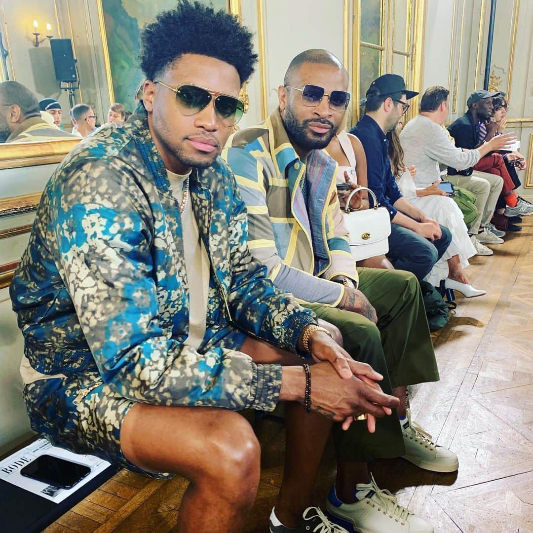 ルディ・ゲイのインスタグラム：「“Says a lot about you if you not feeling us”」