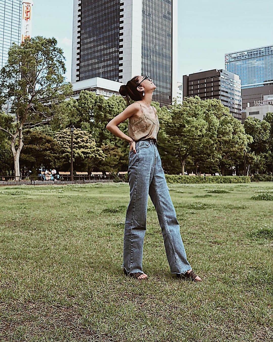 佐藤あずみのインスタグラム：「明日も天気だ嬉しいなぁ🌈🌴✨ . 楽しみ楽しみにしてた日✌️ . #ootd #fashion #coordinate #code #japan #japanesegirl #私服 #コーデ #beergarden」
