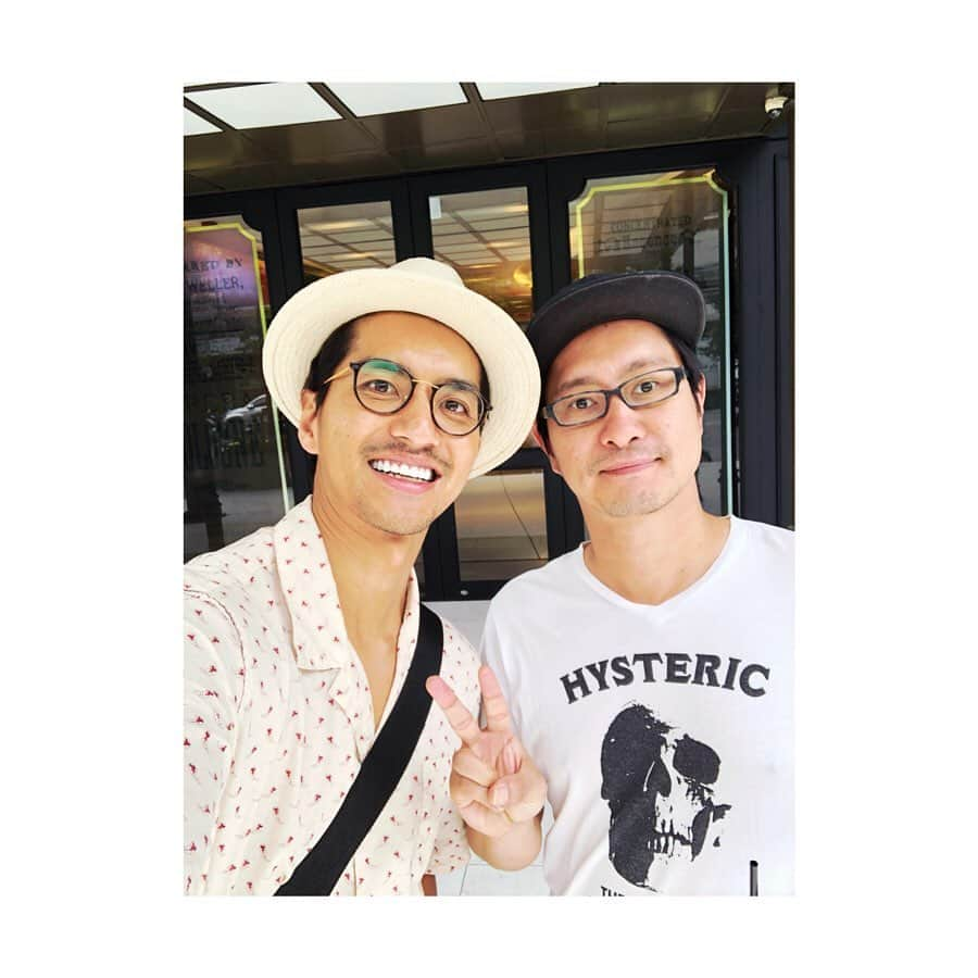 幸太さんのインスタグラム写真 - (幸太Instagram)「Thanks u  あれから1週間が経ちました #幸旅 2019Thailand  も沢山の出会いや再会が有りましたー  忙しいなか日本から合流してくれた仲間  タイをベースにアジアで、日本人の大人モデルとして 頑張ってる先輩にも色々連れて行ってもらい  日本のファミリーが繋いでくれたおかげで、とても良くしてもらったプーケットの常夏屋surf&diving  14年以上会ってなかった友達が繋いでくれた、まだあまり知られていないポイントkaolakとタイの🇹🇭surfシーンを盛り上げてるローカル  母国を離れ海外で頑張ってるモデル達  俺が本当に世話になった香港🇭🇰で出逢った友達も合流して、色々連れて行ってくれたり  学生時代に出逢った仲間は、タイの方🇹🇭と結婚して居酒屋の店長やってたり  帰りの飛行機乗ろうとしたら、 まさかの個人合宿帰りの仲間と一緒の飛行機✈️だったり…  もぉー、色んな出逢いや再会があり過ぎて長かったはずの10日間も時間が足りない‼️ でもこうやって色んな土地に行って、色んな出逢いや再会、経験が出来るから旅は止められないよねぇー  そして繋いでくれた仲間、 時間を作って会ってくれた友達 初めましてだけど凄く良くしてくれた方々  皆んなに感謝でしかありません🙏  タイで会った皆さん、本当に有難う‼️ そして又、会いましょうー  #trip #happytravel #kotabi #friend #model #surfer #thailand  #タイ旅行 #仲間 #出逢い #旧友 #再会 #サーファー #モデル #ありがとう #出会いに感謝」6月18日 22時27分 - kotawave