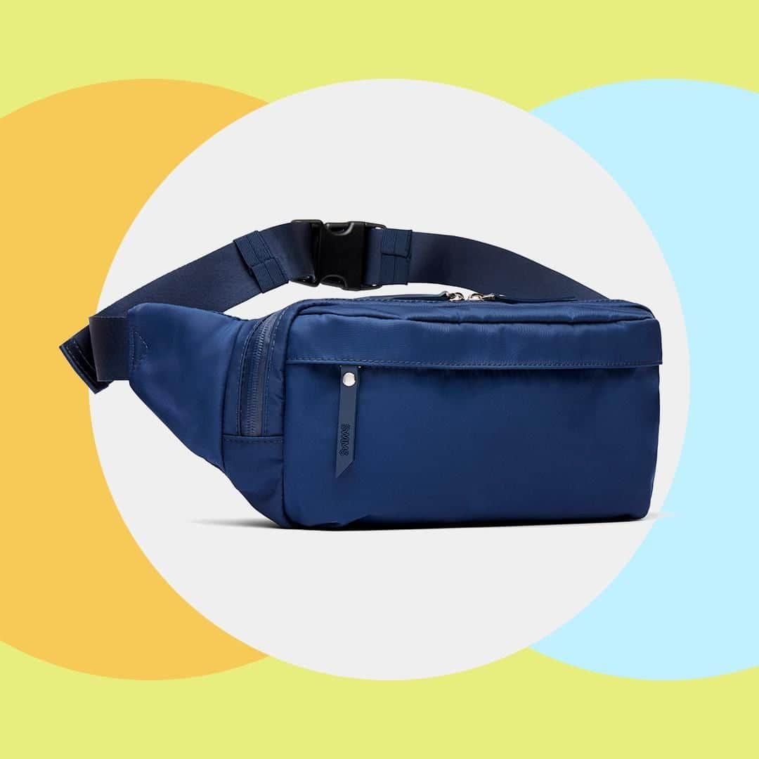 スイムズのインスタグラム：「Our suave Belt Bag proves that no great trend ever dies.	⠀ #SS19 #mensstyle #beltbag #menswear #fannypack #accessories」