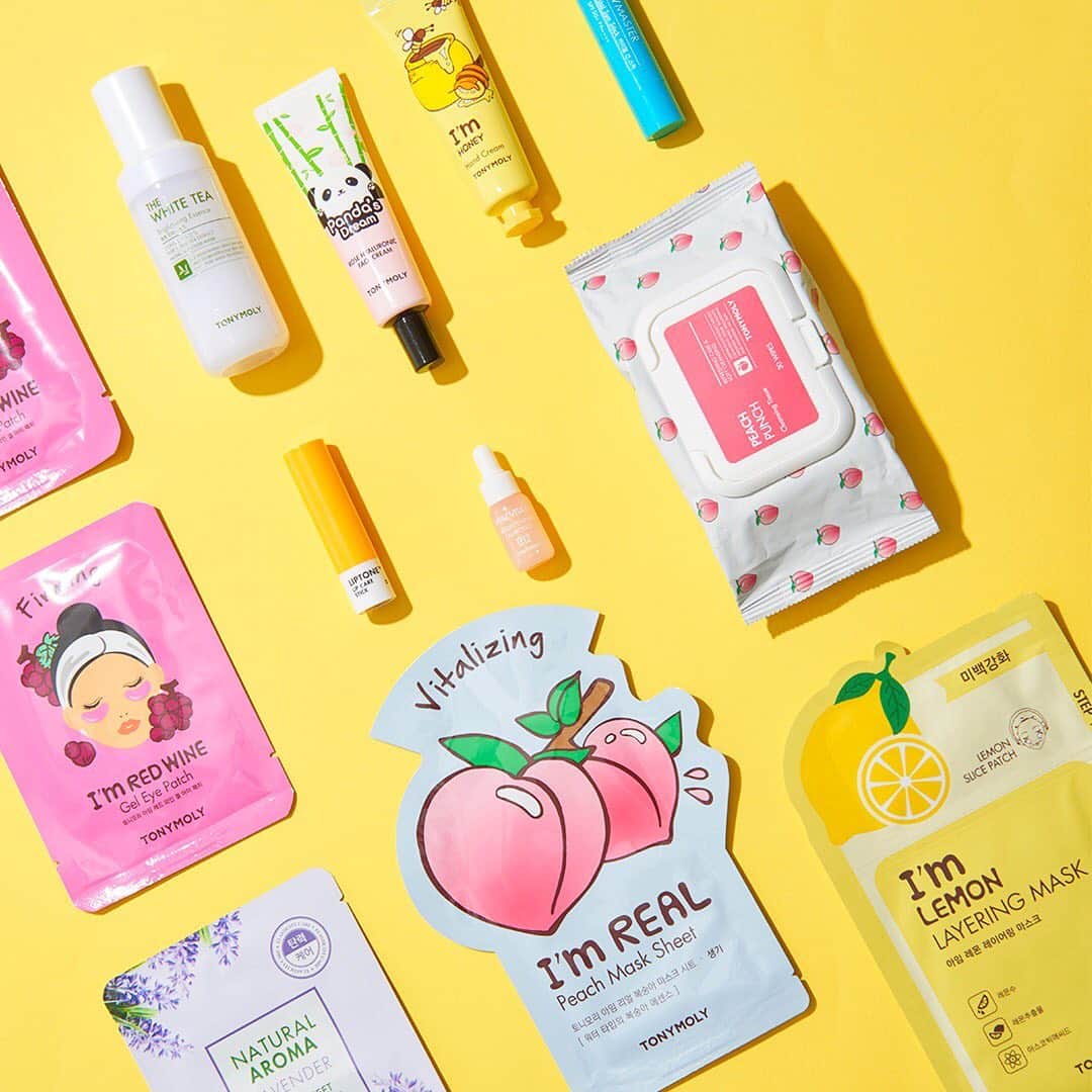 TONYMOLY USA Officialさんのインスタグラム写真 - (TONYMOLY USA OfficialInstagram)「It’s June Bundle time! Every month, we handpick our favorites to curate a special skincare set so you can try the very best of TONYMOLY without having to break the bank! Quantities are limited so make sure to grab your’s while you still can! ⠀⠀⠀⠀⠀ ⠀⠀⠀⠀⠀⠀⠀⠀⠀⠀⠀⠀⠀⠀⠀⠀⠀⠀⠀⠀⠀⠀⠀ 🍑 Peach Punch Cleansing Tissue (30 sheets): Our new peach infused facial wipes gently cleanse the skin and remove makeup. Perfect for on the go, the gym or your daily routine! ⠀⠀⠀⠀⠀⠀⠀⠀⠀⠀⠀⠀ 🍑 I’m Real Peach Sheet Mask: Infused with Peach Extract to revive dull skin. ⠀⠀⠀⠀⠀⠀⠀⠀⠀⠀⠀⠀ 🍑 Natural Aroma Lavender Sheet Mask: Improve skin's elasticity with this Lavender Oil-infused sheet mask that helps minimize wrinkles. ⠀⠀⠀⠀⠀⠀⠀⠀ 🍑 I’m Layering Sheet Mask - Lemon: Infused with 900,000 ppm of Lemon Water to naturally brighten skin. ⠀⠀⠀⠀⠀⠀⠀⠀⠀⠀⠀⠀ 🍑 2 I’m Red Wine Gel Eye Patches: Firm and tighten your under eye area. ⠀⠀⠀⠀⠀⠀⠀⠀⠀⠀⠀⠀ 🍑 The White Tea Brightening Essence: Featuring 82% White Tea Extract, brighten, fade dark spots and even skin tone. ⠀⠀⠀⠀⠀⠀⠀⠀⠀⠀⠀⠀ 🍑 Vital Vita 12 Brightening Ampoule (mini): Banish dullness and even skin tone with Vitamin B12 and other key ingredients. ⠀⠀⠀⠀⠀⠀⠀⠀⠀⠀⠀⠀ 🍑 Panda’s Dream Rose Face Cream (mini): Lightweight gel cream infused with soothing Rose Water, Rose Hip Extract and Hyaluronic Acid to hydrate skin. ⠀⠀⠀⠀⠀⠀⠀⠀⠀⠀⠀⠀ 🍑 UV Master Vital Sun Stick (mini): Clear sun stick provides sun protection of SPF 50+ PA++++ in an easy and convenient tube packaging. ⠀⠀⠀⠀⠀⠀⠀ 🍑LIPTONE Lipcare Stick - Honey: Infused with Shea Butter and Manuka Honey, this hydrating lip balm soothes and nourishes lips. ⠀⠀⠀⠀⠀⠀⠀⠀⠀⠀⠀ 🍑I’m Honey Hand Cream: Hydrate and nourish dry hands. ⠀⠀⠀⠀ ⠀⠀⠀⠀⠀⠀⠀⠀⠀⠀⠀⠀ ⠀⠀⠀⠀⠀⠀⠀⠀ ⠀ ⠀⠀⠀⠀⠀⠀⠀⠀⠀⠀⠀⠀⠀⠀⠀⠀⠀⠀⠀⠀ #xoxoTM #tonymolynme」6月18日 23時31分 - tonymoly.us_official