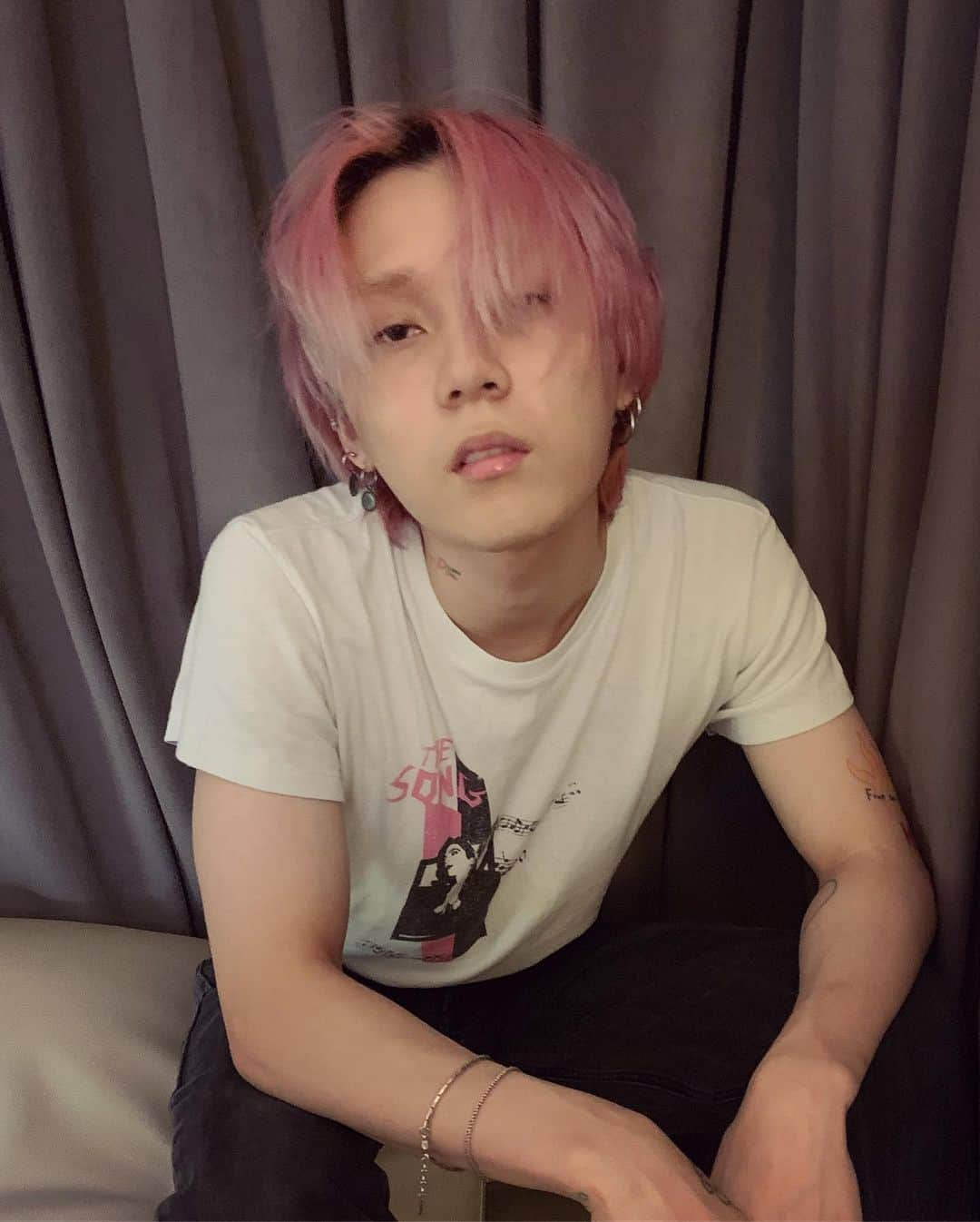 イドンさんのインスタグラム写真 - (イドンInstagram)6月18日 23時40分 - hyojong_1994