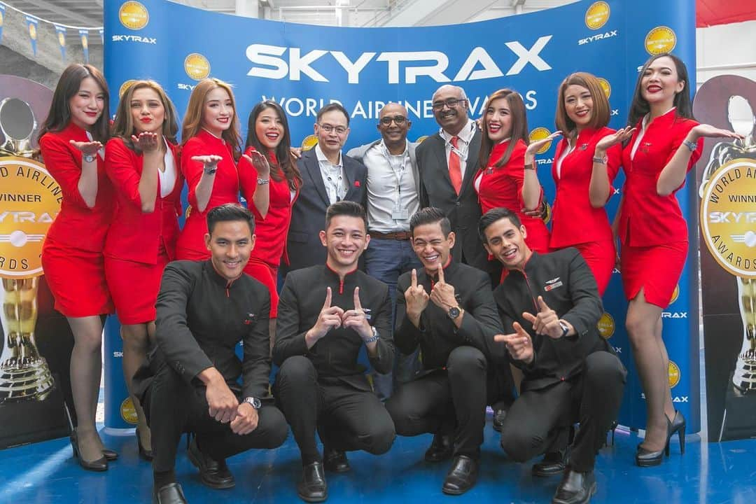 エアアジアさんのインスタグラム写真 - (エアアジアInstagram)「We are still champions! We’re the World’s Best Low-Cost Airline for 11 years running! Woohoo! #AirAsia was also named Asia’s Best Low-Cost Airline and won the World’s Best Low-Cost Airline Premium Cabin! 🏆  Thank YOU for the continuous love and support! This is because and for YOU! 🙏🏻」6月18日 23時42分 - airasiasuperapp