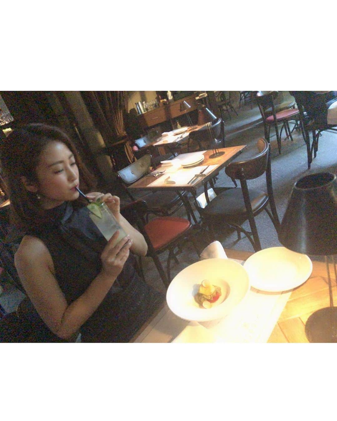 柚月めいさんのインスタグラム写真 - (柚月めいInstagram)「. 柑那と京都でdinner date 👭💕 . 和と洋が混ざった素敵な雰囲気のお店🍽🎍 テラス席でお食事いただきました😌 . . #gourmet#food#date#japan#hawaii#dinner#follw#instagood#pic #french#italian  #お洒落#コース料理#京都 #柚月めい」6月18日 23時59分 - meimei.yuzu