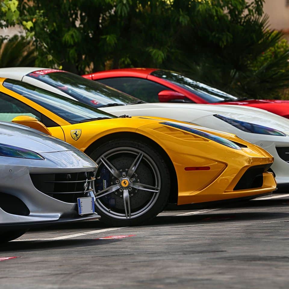 フェラーリさんのインスタグラム写真 - (フェラーリInstagram)「Stunning #Capri was the kick-off location for the #FerrariCavalcade 2019. Incredible models graced the exquisite Mediterranean island for an event centered on a passion for luxury automobiles. #Ferrari」6月19日 0時00分 - ferrari
