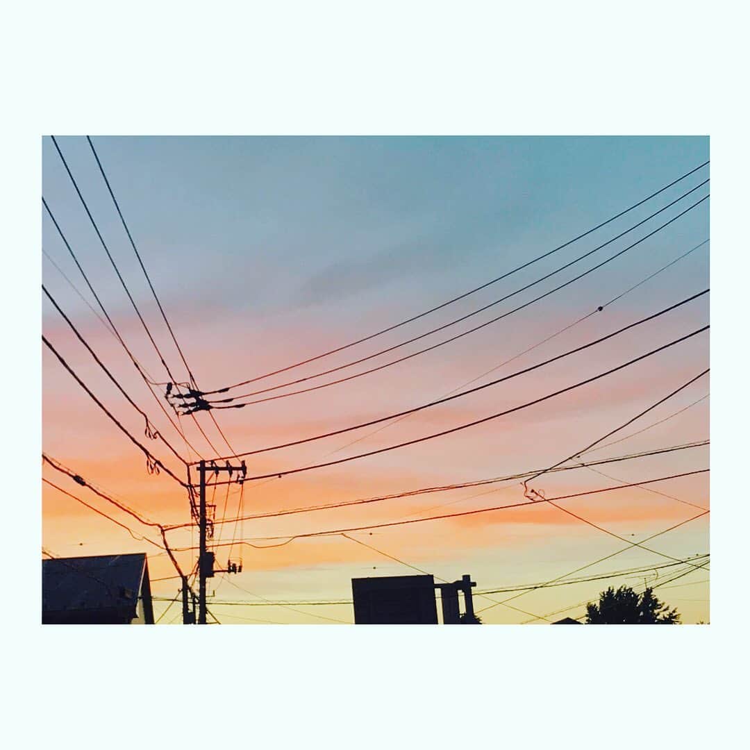 高橋奈苗さんのインスタグラム写真 - (高橋奈苗Instagram)「綺麗な夕陽だった🌇  #みんな自由だし私も自由」6月19日 0時22分 - nanae_passion_