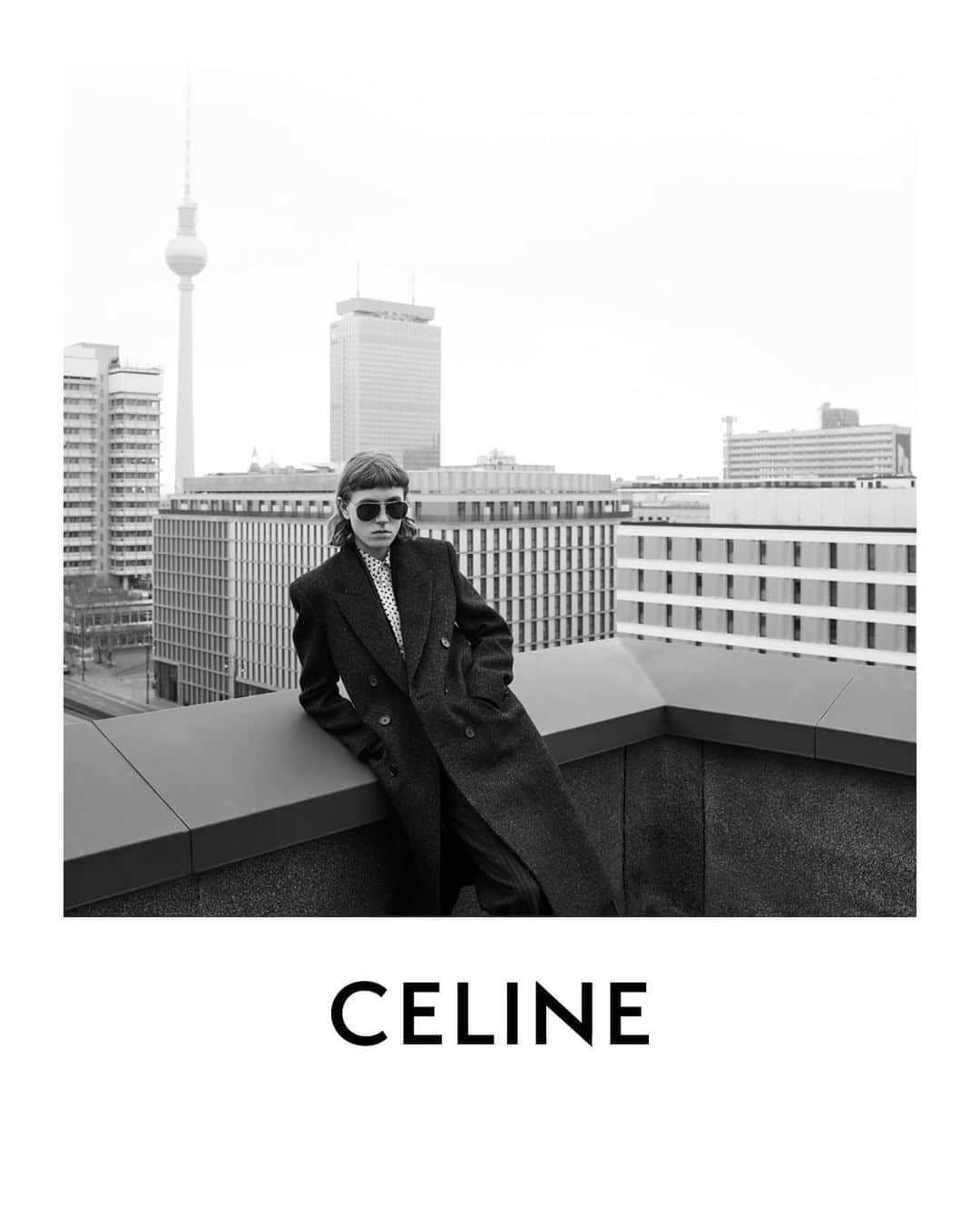 Celineさんのインスタグラム写真 - (CelineInstagram)「CELINE MEN WINTER 19  STEFFEN PHOTOGRAPHED IN BERLIN IN MARCH 2019 ⠀⠀⠀⠀⠀⠀ #CELINEBERLIN  #CELINEBYHEDISLIMANE」6月19日 0時35分 - celine