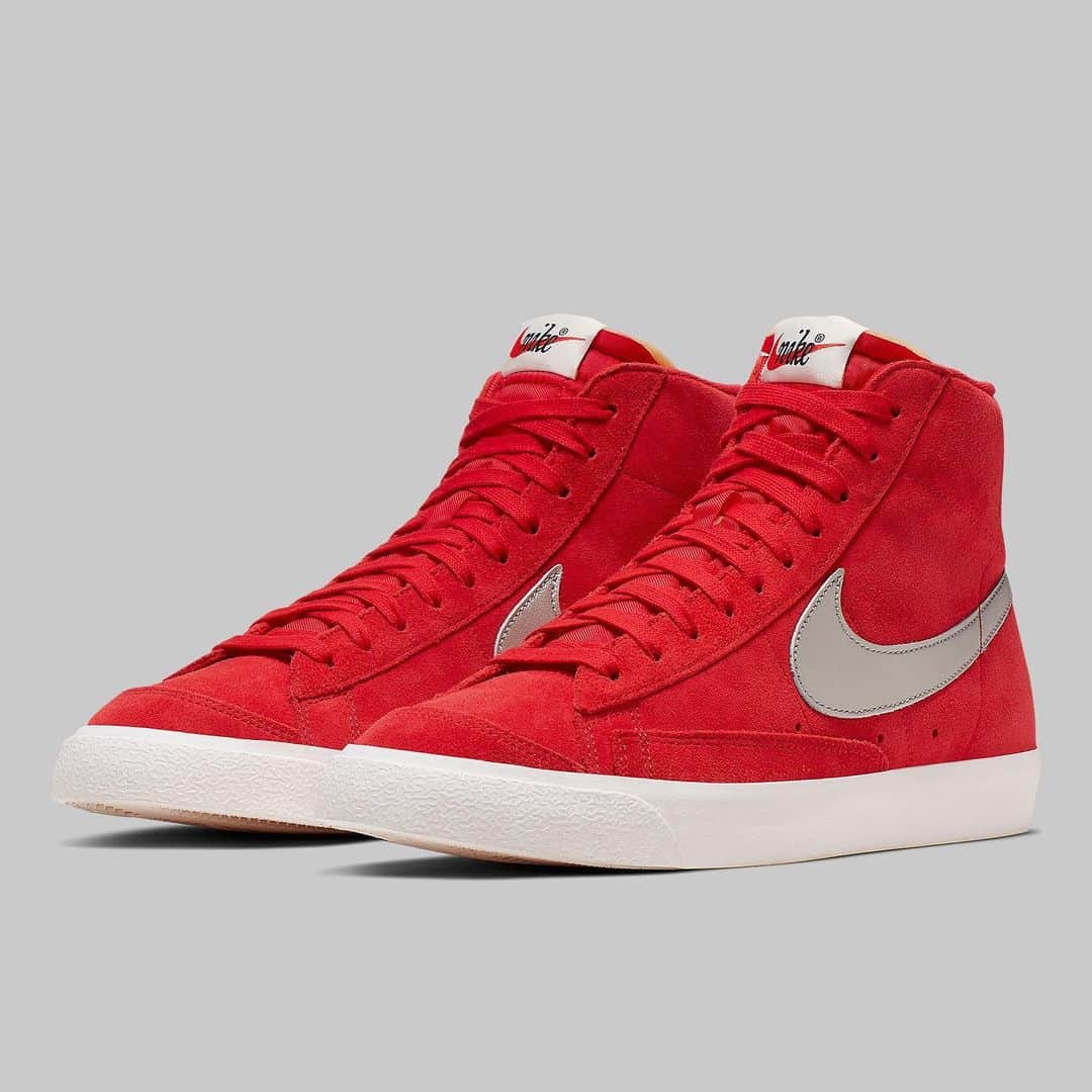 Sneaker Newsさんのインスタグラム写真 - (Sneaker NewsInstagram)「Nike’s Blazer push isn’t slowing down anytime soon. These clean red suede with silver metallic Swoosh joints are hitting stores not far from now. For a detailed look, hit the link in our bio.」6月19日 11時06分 - sneakernews