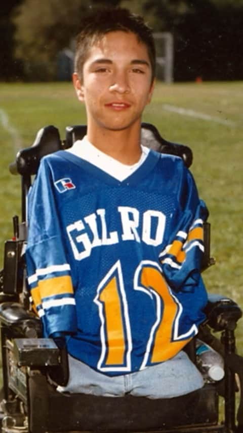 アメリカン・ブロードキャスティング・カンパニーのインスタグラム：「Coach Mendez is being honored with the Jimmy V Award for Perseverance at the #ESPYS on ABC - this is Part 1 of his story」