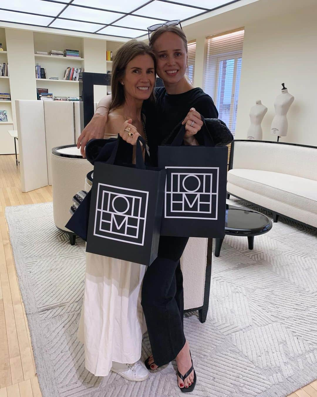 グッチ・ウェストマンさんのインスタグラム写真 - (グッチ・ウェストマンInstagram)「@elinkling has the best style, could spend all day in her new store @toteme in Stockholm 💕」6月19日 3時09分 - gucciwestman