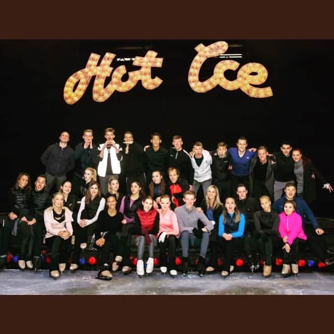 ジョーダン・モエラーのインスタグラム：「Week two of rehearsal is underway! I’ll be spending my summer in Blackpool, UK with the @hoticeshow! I’m so excited to be a part of this amazing cast and can’t wait to see what adventures are in store. Posted with kind permission of Steve Lee and Stageworks Worldwide Productions.  #hotice #blackpool #pleasurebeach #summertrainingatitsfinest #firstcontract #newadventures #newfriends #icantfeelmyfeet #butiloveit」