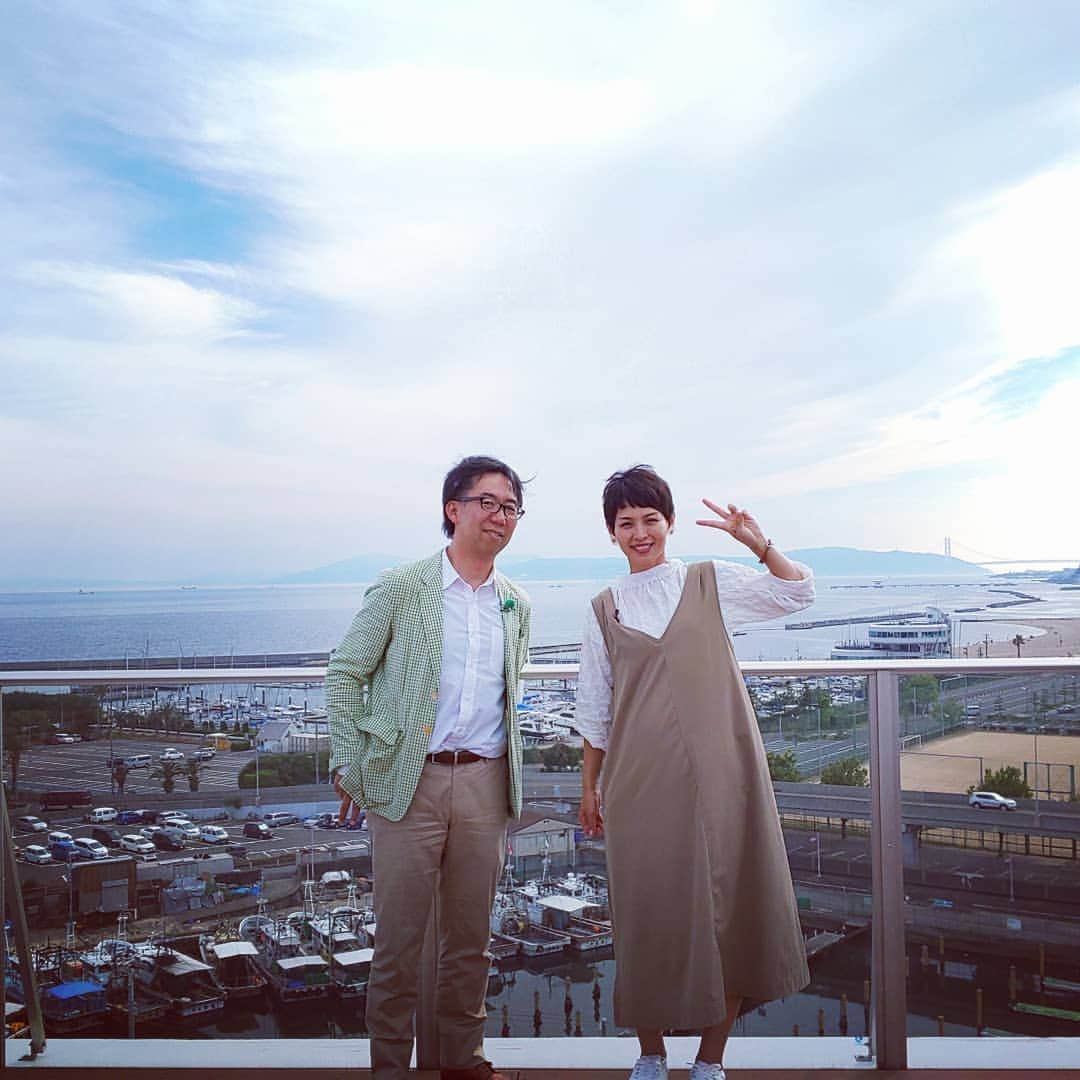 川崎亜沙美さんのインスタグラム写真 - (川崎亜沙美Instagram)「おはようございます 今日は 読売テレビすまたんZIP 生放送[川崎住考]です🏠️ ６時半すぎ！  みてね☺️ #読売テレビ#ZIP#川崎亜沙美#SUUMO#池本洋一#住まい探し#家#新築#マンション#須磨海浜公園#とさか#マネージャー#ステップ」6月19日 5時24分 - asami__kawasaki