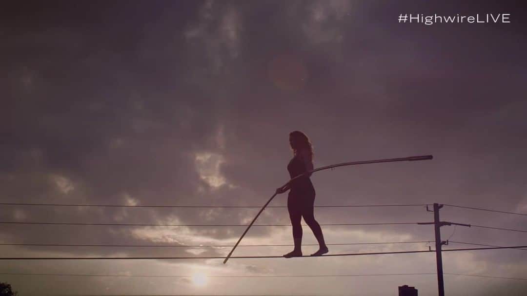 アメリカン・ブロードキャスティング・カンパニーのインスタグラム：「Don’t miss one of the greatest comebacks of all time when @lwallenda makes her emotional return to the wire during @highwirelive this Sunday on ABC. #HighwireLIVE」