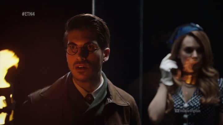 ジョーイ・グレーセッファのインスタグラム：「Beware of what lingers in the night 🔥⭐️🗝 Who do you think will Escape The Night? Link in bio to place your bets. 😈 @escapethenight ALLSTARS premieres July 11th on YouTube Premium. #ETN4 #EscapeTheNight」