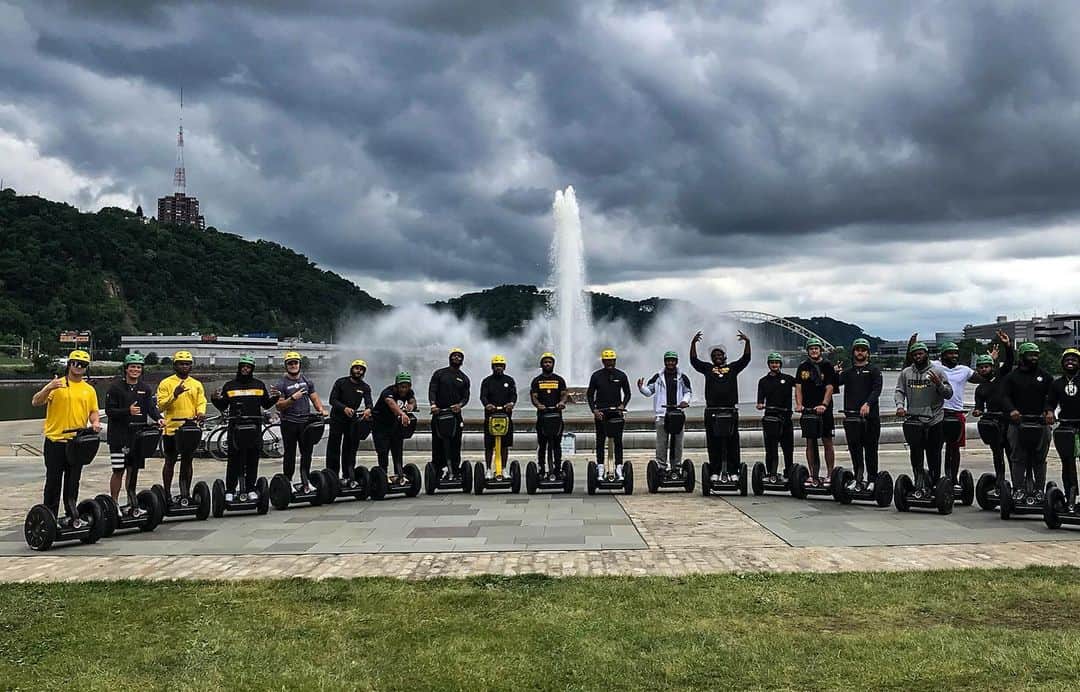 ピッツバーグ・スティーラーズさんのインスタグラム写真 - (ピッツバーグ・スティーラーズInstagram)「The rookies went two-wheel touring around #Pittsburgh」6月19日 7時33分 - steelers