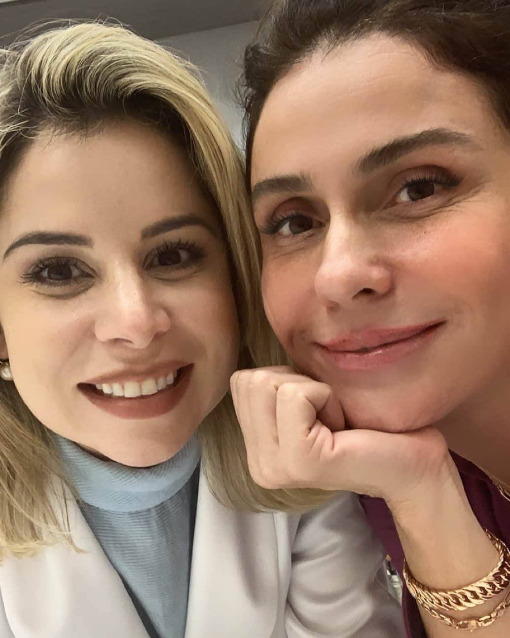 Giovanna Antonelliのインスタグラム：「Eu e Pri!! @drapriscillacampelo  Amiga, Dermato e linda!!! Obrigada 🌹」
