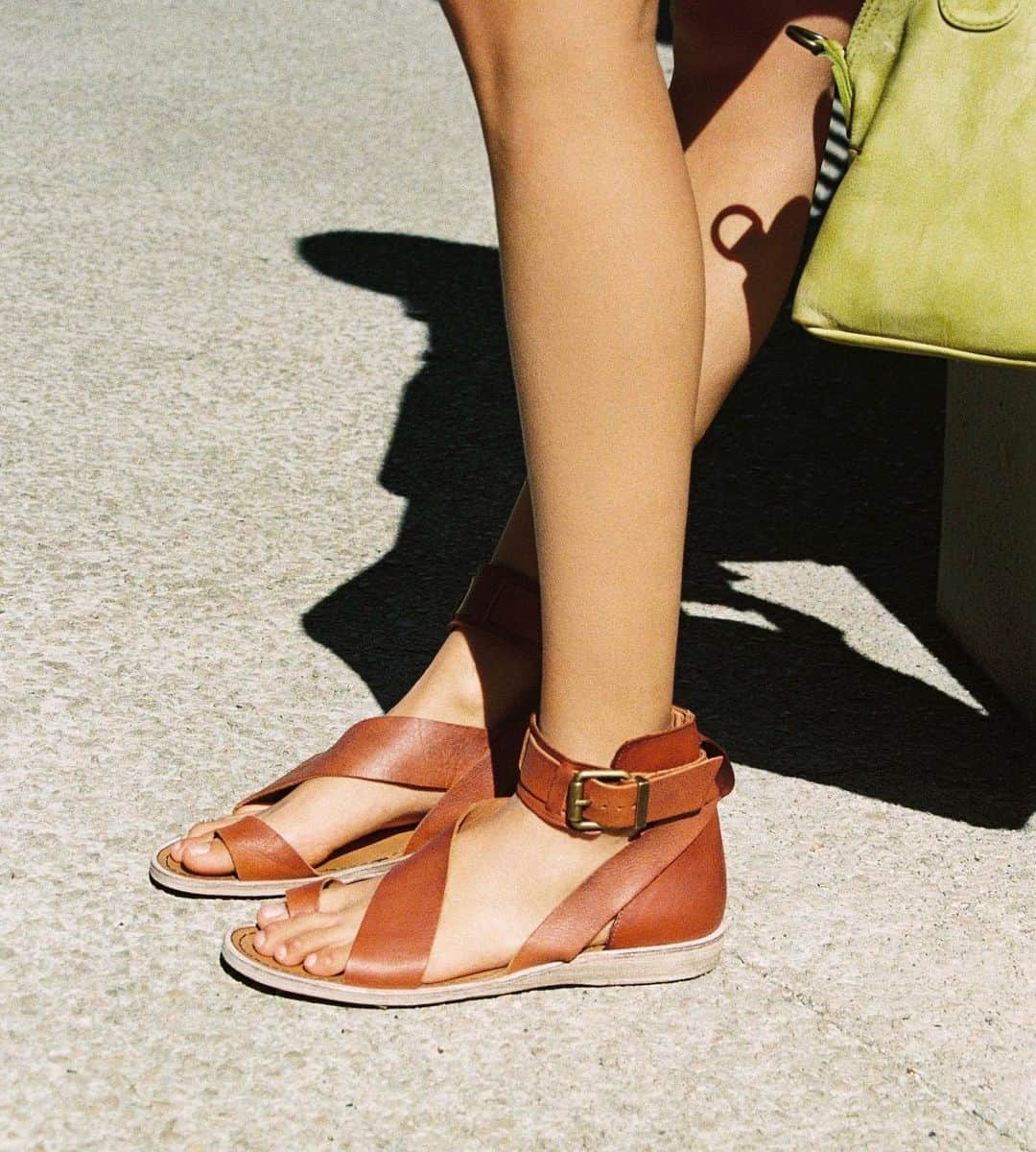 freepeopleさんのインスタグラム写真 - (freepeopleInstagram)「Strap up for summer in the Vale Boot Sandal.」6月19日 8時57分 - freepeople