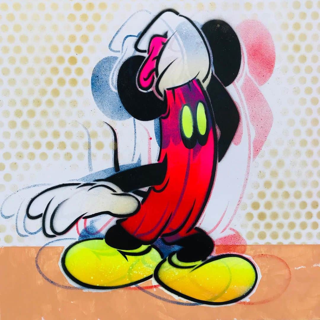 LOOTONEのインスタグラム：「LOOTONE Stencil 2019 "Mickey Mouse"  Size : 30cm X 30cm X 2cm  この作品へのお問い合わせは ガレリア・グラフィカ(銀座)まで。 Contact this artwork www.galleriagrafica.com」