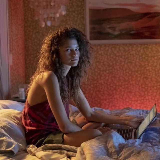 VICEさんのインスタグラム写真 - (VICEInstagram)「'Euphoria' isn't the coming-of-age show Black girls deserve–instead, it's yet another example of their onscreen narratives being defined by trauma.  This is not the only story worth telling.  Read more at the link in bio. 📸: HBO」6月19日 9時30分 - vice