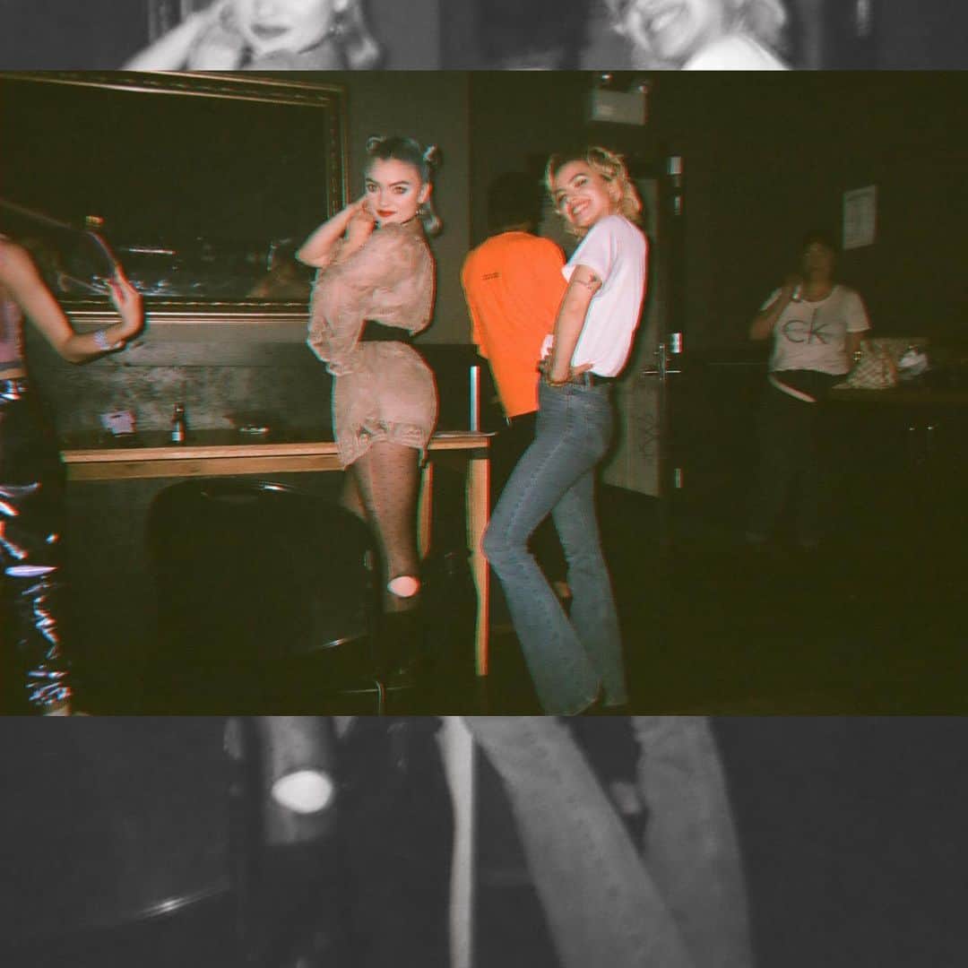 HEY VIOLETのインスタグラム：「a couple of sassys ready to release a video on friyay」