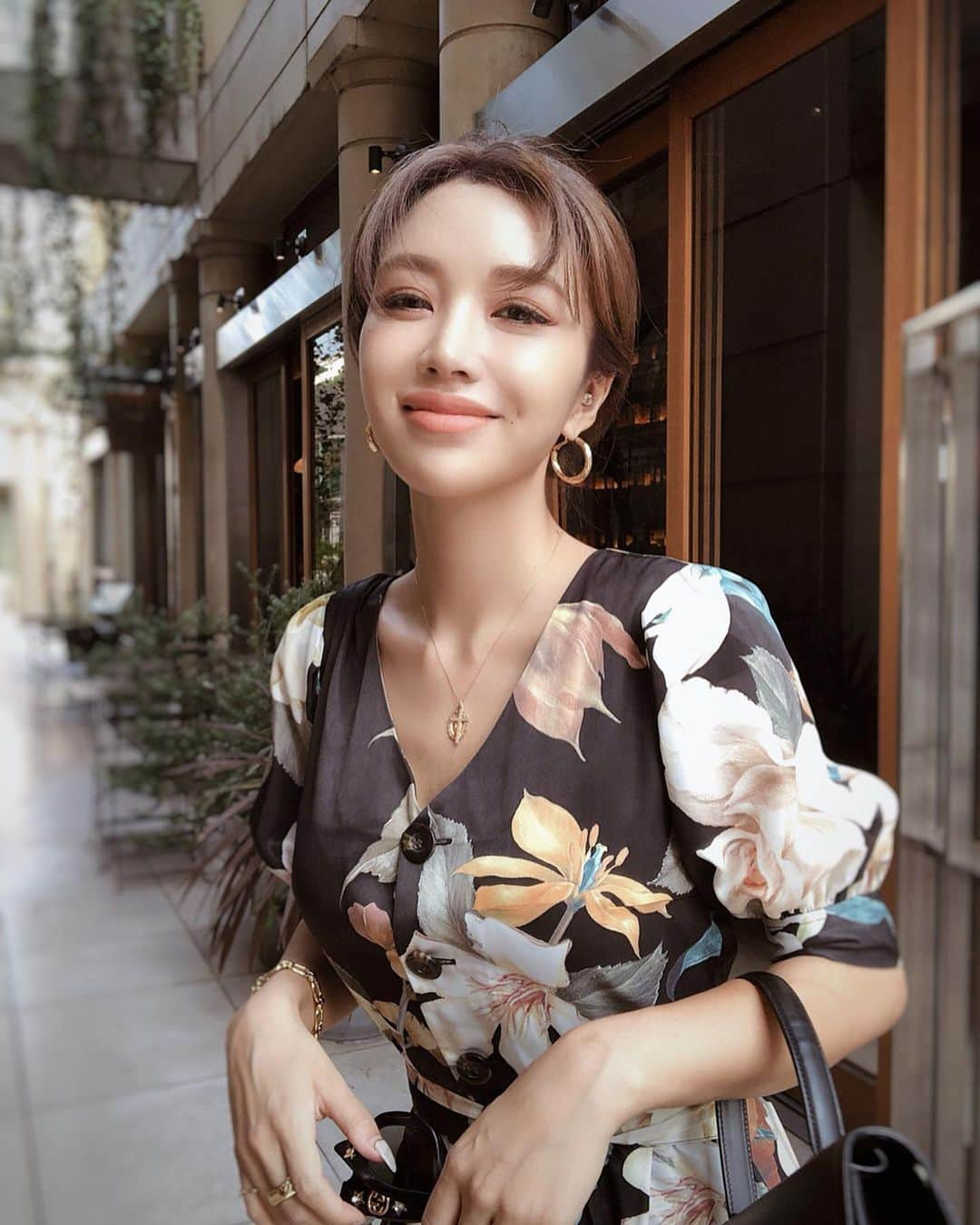 梯真奈美さんのインスタグラム写真 - (梯真奈美Instagram)「ん〜！いいお天気で嬉しいなぁ〜♡ にしゃにしゃ😁😁 #おさんぽ #eimy #eimyistoire」6月19日 19時38分 - official_manami