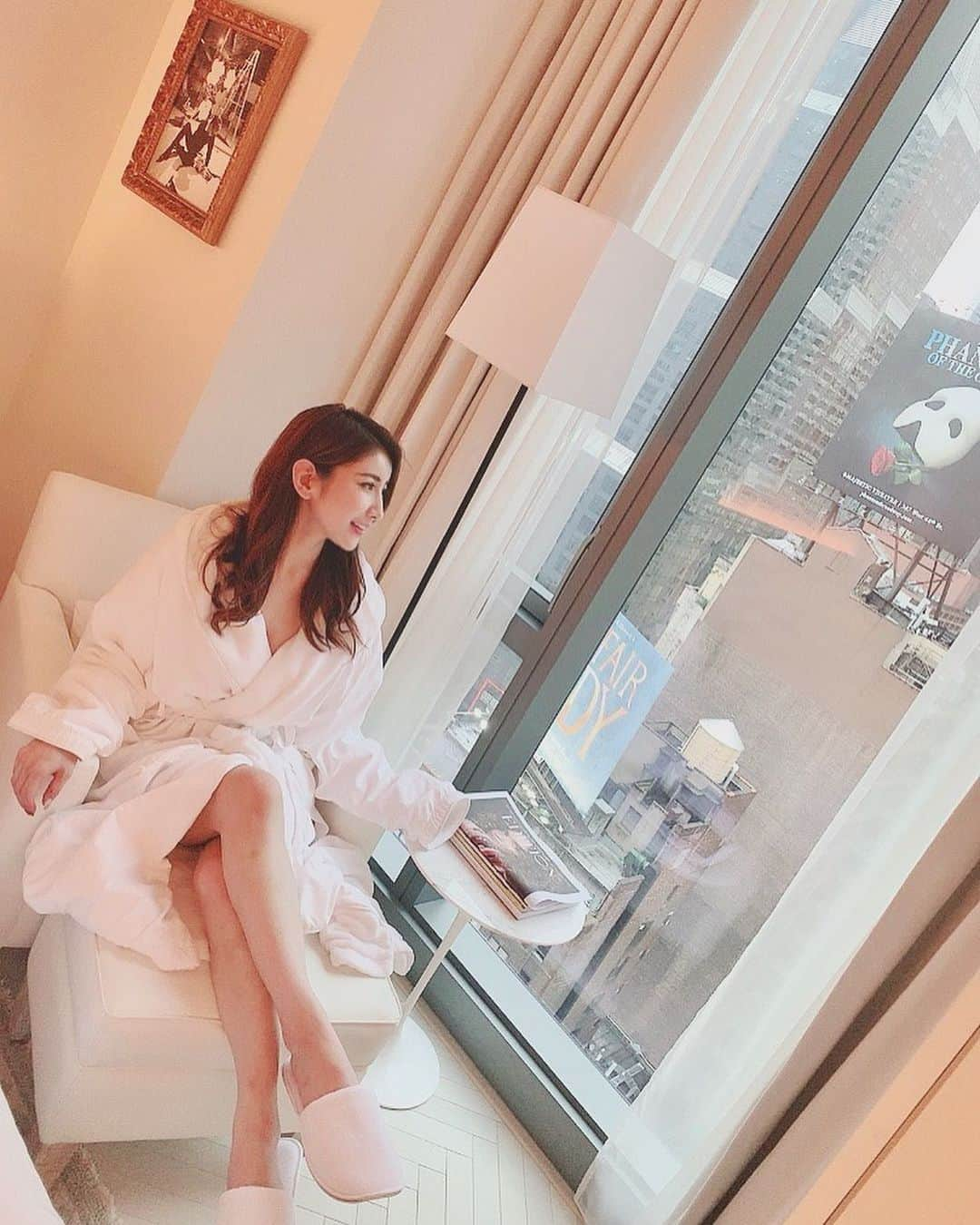 亜里沙さんのインスタグラム写真 - (亜里沙Instagram)「🌹 #phantombway #timessquare #broadway #alisa_in_newyork #tb #timessquareedition」6月19日 19時46分 - alisa_0302