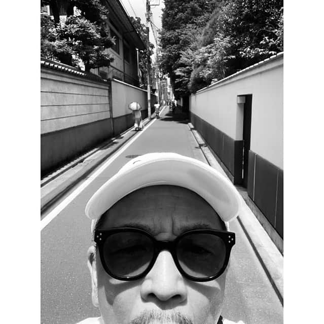 中野英雄さんのインスタグラム写真 - (中野英雄Instagram)「ウォーキングしてます タバコ辞めて 太ったので 頑張って戻さないと… しかし オッさんなのでなかなか落ちません  #instagood #japan #tokyo #happy #enjoy #walking」6月19日 11時49分 - hideo_nakano