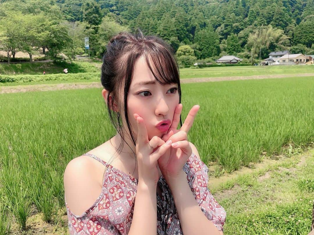 藤江れいなさんのインスタグラム写真 - (藤江れいなInstagram)「珍しく髪の毛UPしたよ😙 どうかなー！？✨ #ヘアアレンジ #おだんごアレンジ  #千葉県 #大網白里市 #🥜」6月19日 12時36分 - 01nyan0201