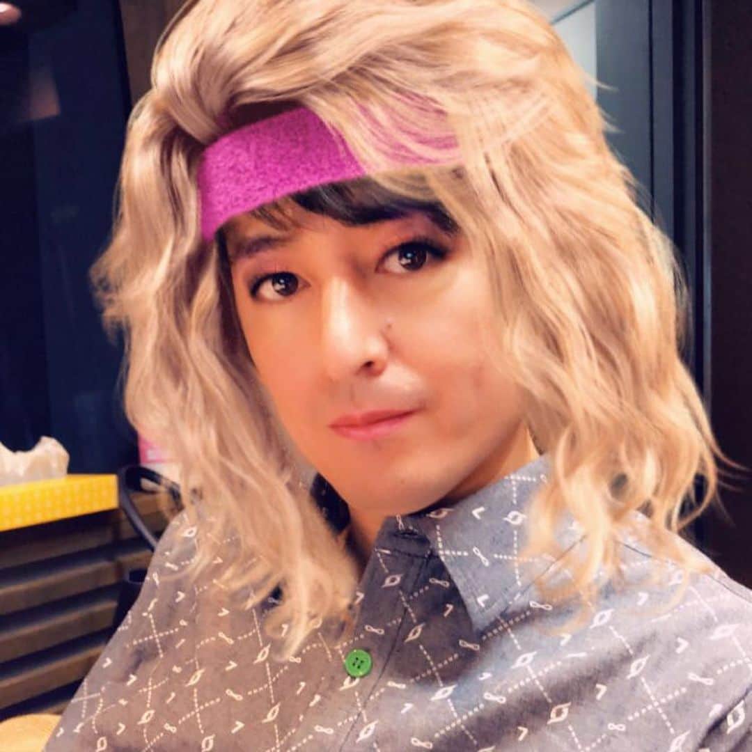 TBSラジオ「たまむすび」さんのインスタグラム写真 - (TBSラジオ「たまむすび」Instagram)「たまむすびBで紹介した「猫耳大臣」のニュースから、Snapchatで遊んだ結果こんな感じになりました！たまむすびクオリティーですわよ。  スタッフが撮ったアホ写真まで間違ってあげちゃいましたので再投稿！！ごめんなさい。  #tama954 #たまむすび #赤江珠緒 #博多大吉 #snapchatting #いい大人が何をやっているんだ #tbsラジオ #日本製粉 #日本製粉さんいつもありがとう」6月19日 14時05分 - tamamusubi905954