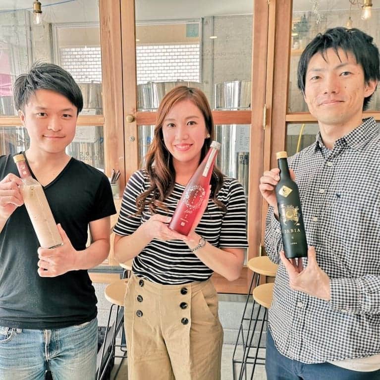 石川奈津紀さんのインスタグラム写真 - (石川奈津紀Instagram)「【新たな"sake"を世界へ🇫🇷】 以前にもご紹介した、 三軒茶屋のWAKAZEさん。 実は日本酒という枠を飛び越えて、 さらに日本という国境をも越えて、 クラウドファンディングで 資金を集め、 パリでお酒を造るという 新たな挑戦をしています！💡🎊 杜氏の今井さんの熱い想いをぜひご覧ください。 * わたしのヒトリゴト 6/22(土)23(日) 10:50/15:50/18:50/23:50 オンエア予定です📺❇️ * #tbsnews #わたしのヒトリゴト #日本酒🍶 #日本酒好き #日本酒好きな人と繋がりたい #日本酒女子 #日本酒ナビゲーター #ポン酒タグラム #japanesesake #sakemake」6月19日 15時04分 - natsukiishikawa1011