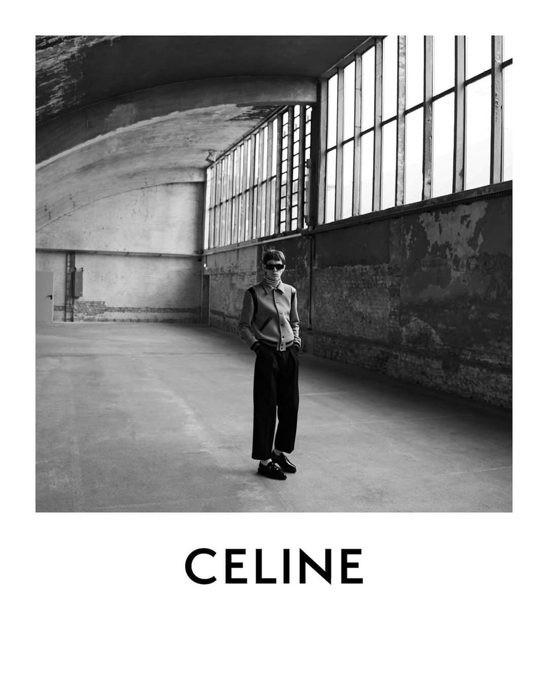 Celineさんのインスタグラム写真 - (CelineInstagram)「CELINE MEN WINTER 19  TOBIAS PHOTOGRAPHED IN BERLIN IN MARCH 2019 ⠀⠀⠀⠀⠀⠀ #CELINEBERLIN  #CELINEBYHEDISLIMANE」6月19日 20時59分 - celine