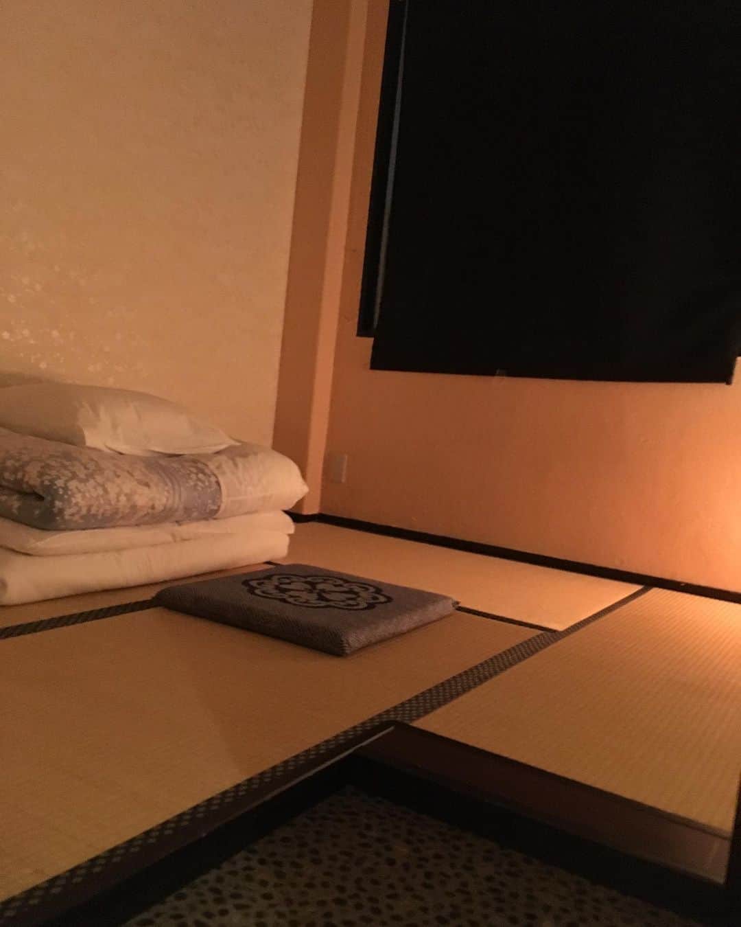 福山理子さんのインスタグラム写真 - (福山理子Instagram)「#なんば紅鶴 #宿は素泊まり #NUTSDAY」6月19日 16時26分 - rikofukuyama