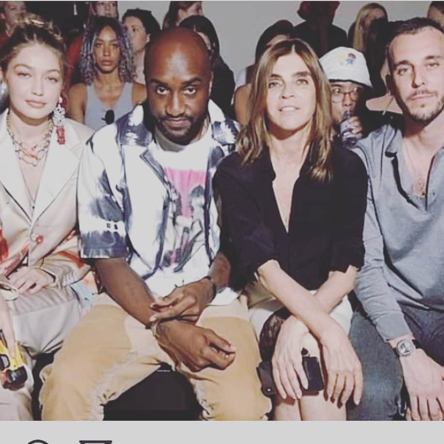 カリーヌ・ロワトフェルドのインスタグラム：「Seriously 🖤 #parismenfashionweek : first round@heronpreston @gigihadid @virgilabloh @vladimirrestoinroitfeld」