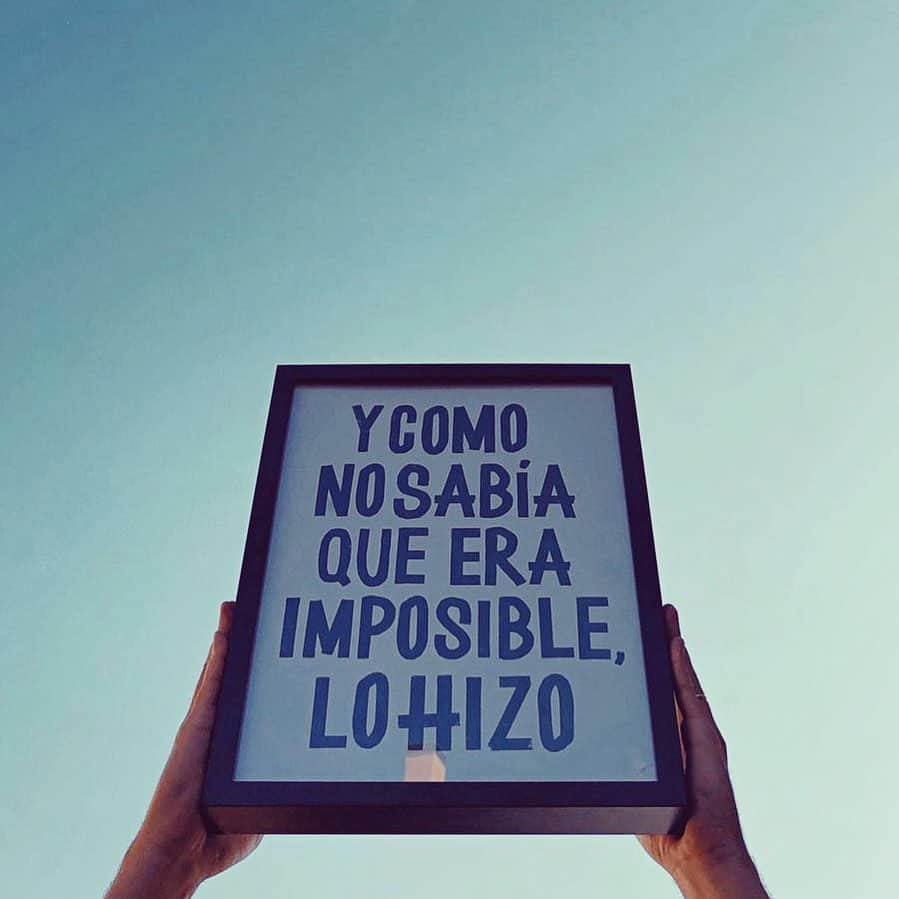 イケル・カシージャスさんのインスタグラム写真 - (イケル・カシージャスInstagram)「De vez en cuando toca levantarse de la cama y decirse a uno mismo los motivos que tiene para estar feliz cada día! #ycomonosabiaqueeraimposiblelohizo  @lasletrasdemaik」6月19日 17時14分 - ikercasillas