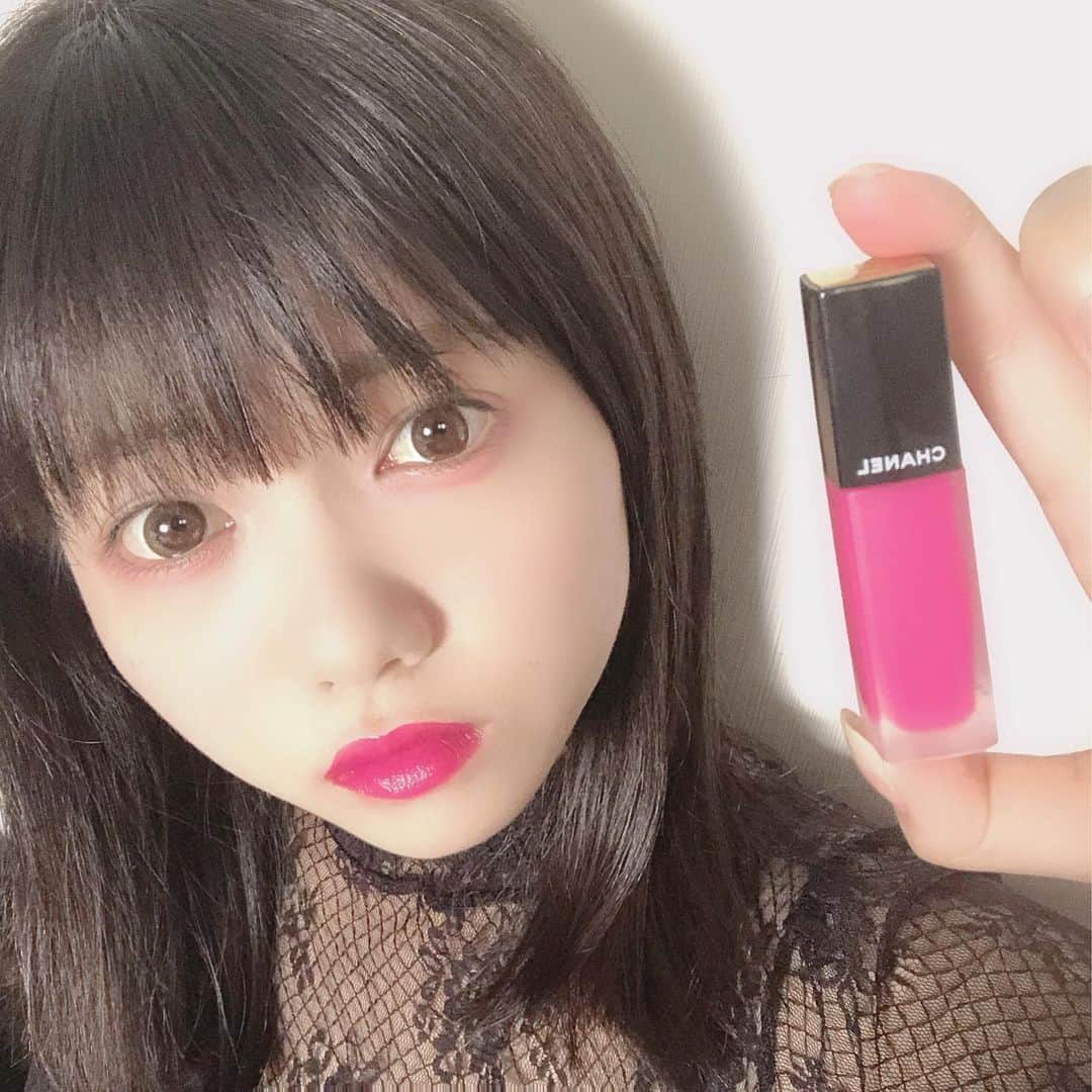 佐倉ちひろさんのインスタグラム写真 - (佐倉ちひろInstagram)「😘💋💄 、 付け心地軽いのに乾燥しないし色も残るし良きなの  #CHANEL #シャネル #シャネルリップ #リップ #pinklipstick #ティント #ティントリップ」6月19日 17時31分 - chihiro__sakura