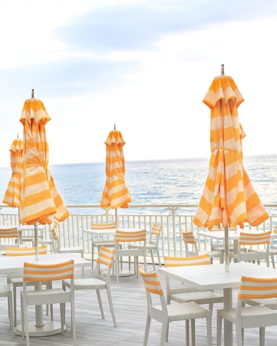 ジャマンピュエッシュのインスタグラム：「Enjoy the morning breeze #inspiration」