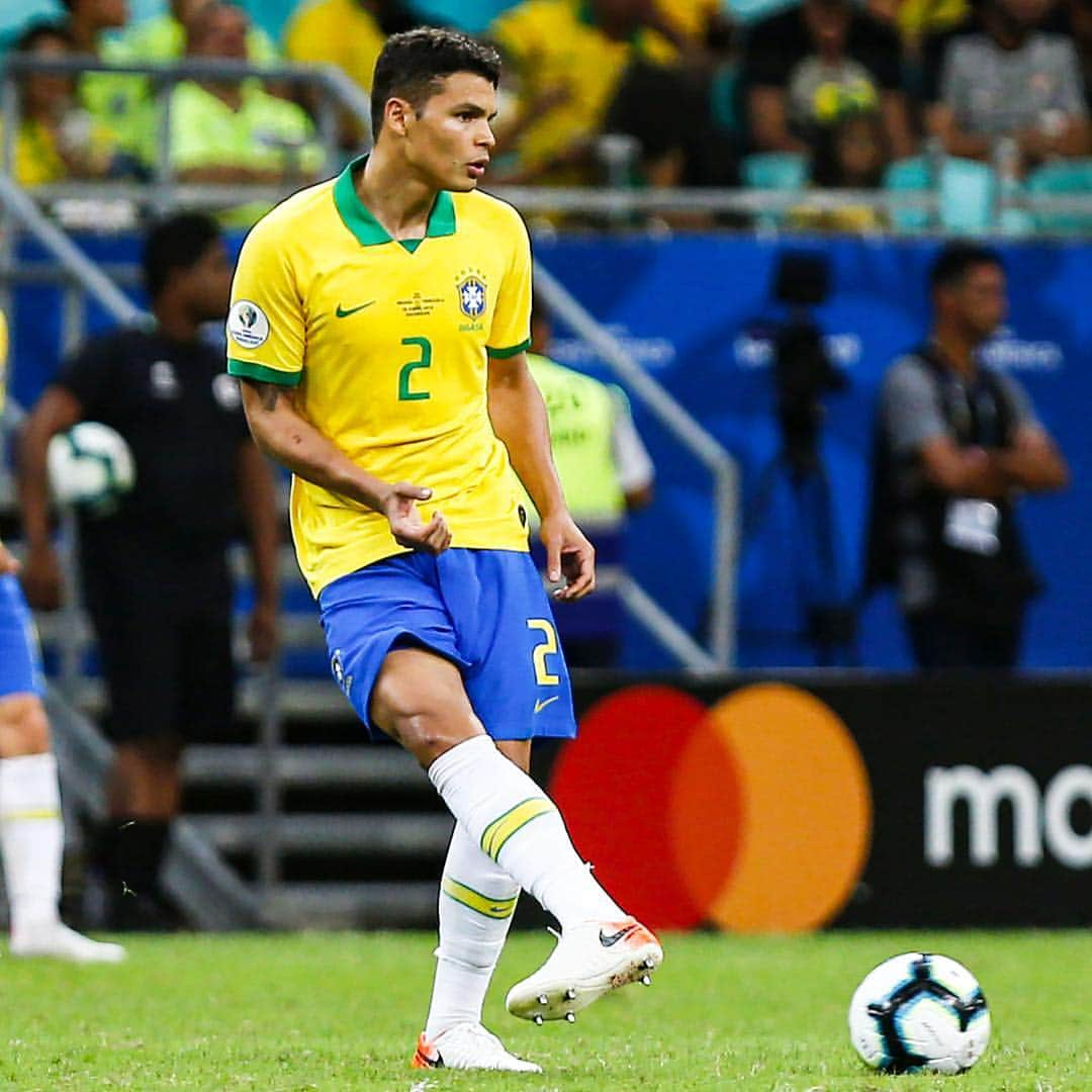 パリ・サンジェルマンFCさんのインスタグラム写真 - (パリ・サンジェルマンFCInstagram)「🇧🇷0️⃣🆚0️⃣🇻🇪 #BRAVEN . 🤷‍♂️ @thiagosilva / @marquinhosm5 / @danialves . 🏆 #CopaAmerica #Brazil #ThiagoSilva #Marquinhos #DaniAlves #PSG #ParisSaintGermain #Paris #Football」6月19日 18時09分 - psg