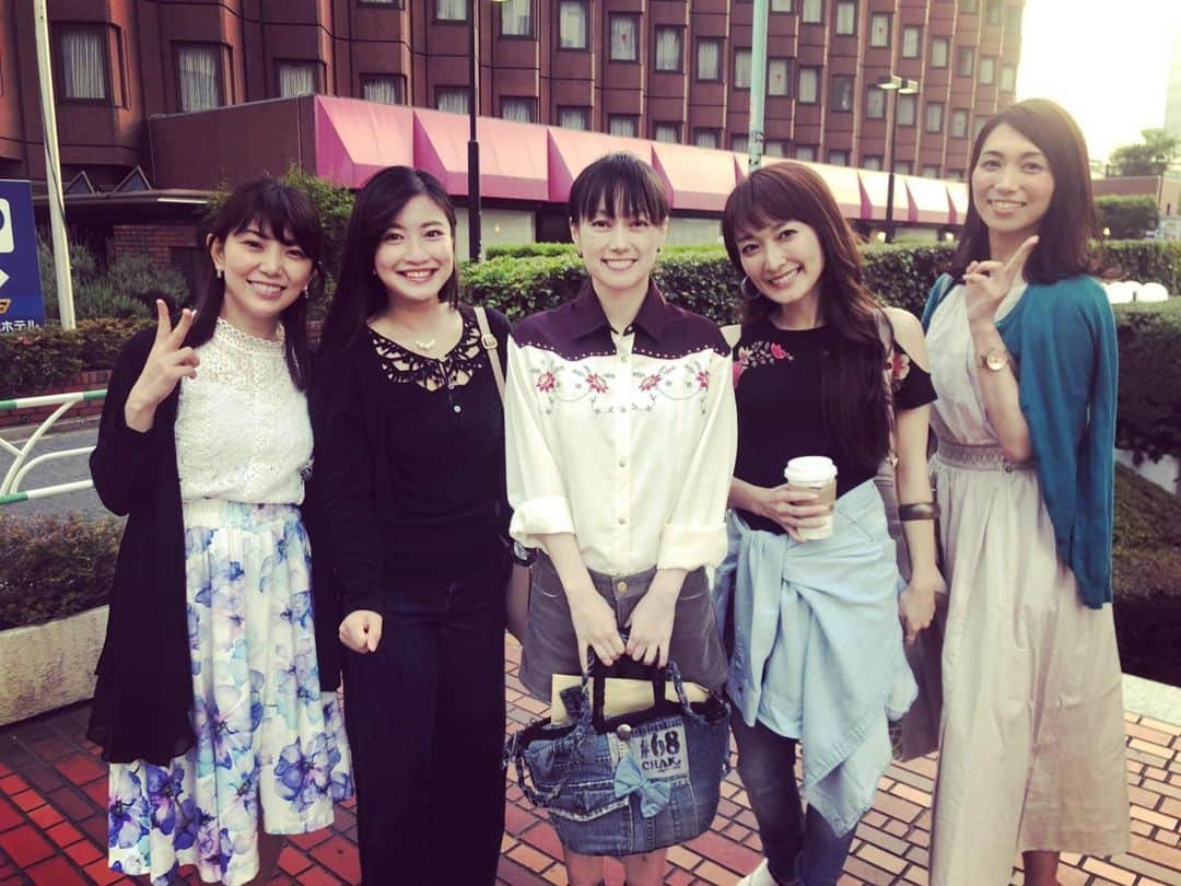 佐伯日菜子さんのインスタグラム写真 - (佐伯日菜子Instagram)「取材からの事務所の一部みんな（変な文章）と会う。 みんな#かわいい  #ヴィヴィアン #佐伯日菜子  #大野真緒 さん #大澤有紗 さん #山本彩加 さん #萬純枝 さん #garden730 #uranoyu」6月19日 18時23分 - hinakosaeki