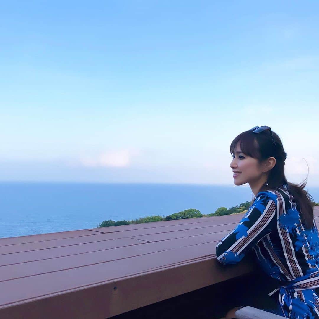 若月彩子さんのインスタグラム写真 - (若月彩子Instagram)「山の上から見る海もいい✨ #湘南#熱海#コエダハウス#若月彩子」6月19日 18時29分 - lavender_1_2_3