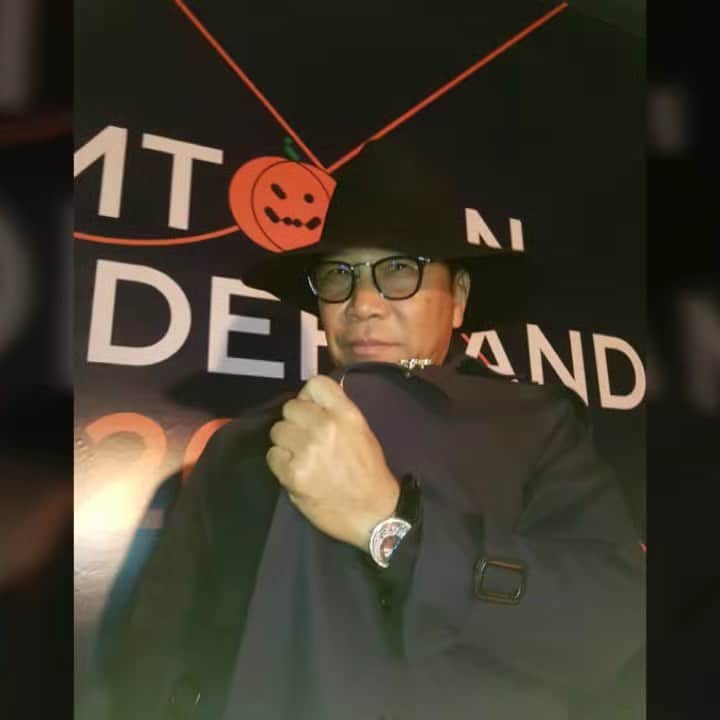BoAのインスタグラム：「늦었지만 생신을 축하드리옵니다~~👏👏 건강하세여 쌔에에에에에엠~~~~🙏🙏」