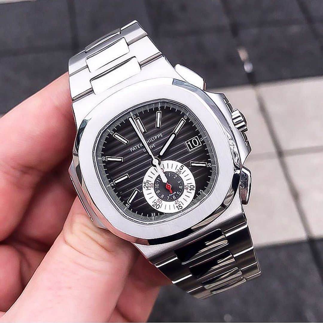 Daily Watchさんのインスタグラム写真 - (Daily WatchInstagram)「Up close with the Patek Philippe Nautilus 5980/1A-014 🔥 Photo by @buytimewatches」6月20日 6時09分 - dailywatch