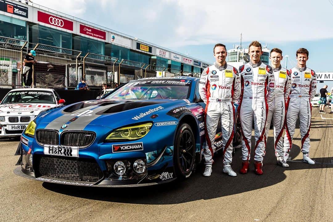 のインスタグラム：「📍 @24hnbr 🚙 @walkenhorstmotorsport @bmwmotorsport 🏁 @christian_krognes @david_pittard @nickyelloly @lucasordonez 📅 22nd June 03.30PM」