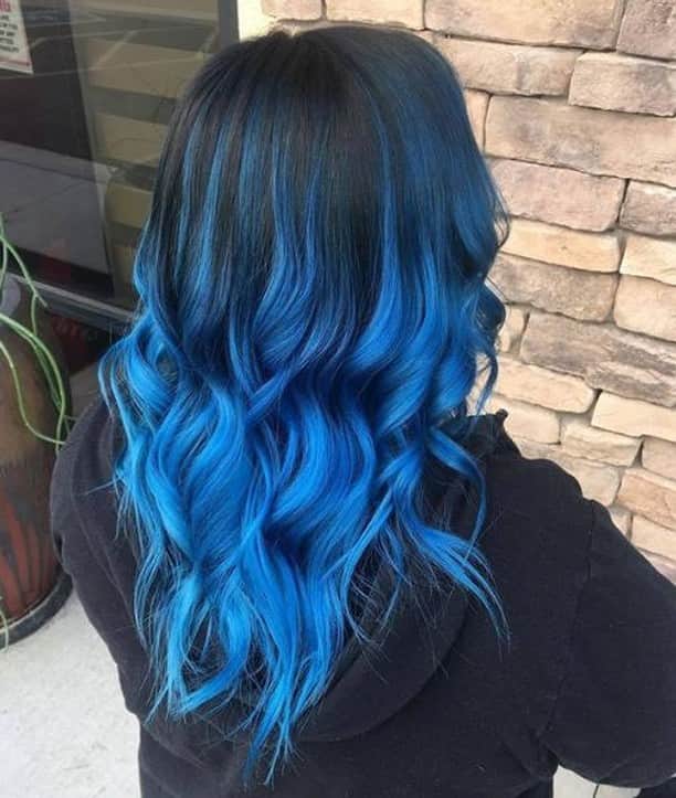 CosmoProf Beautyさんのインスタグラム写真 - (CosmoProf BeautyInstagram)「Hair that's bold & BLUEtiful💙 ✨ @michellekennedy.hair used all @framesiusa FramColor Bold to create this vibrant blue color on her client's hair. ✨ Keep styles looking fierce and fabulous without compromising color-treated hair with #Framesi Color Lover Styling products, available at #cosmoprofbeauty for #licensedtocreate artists . . #repost #framesiusa #colormelt #colormeltedhair #electricblue #colormelting #bluehaircolor」6月20日 5時00分 - cosmoprofbeauty