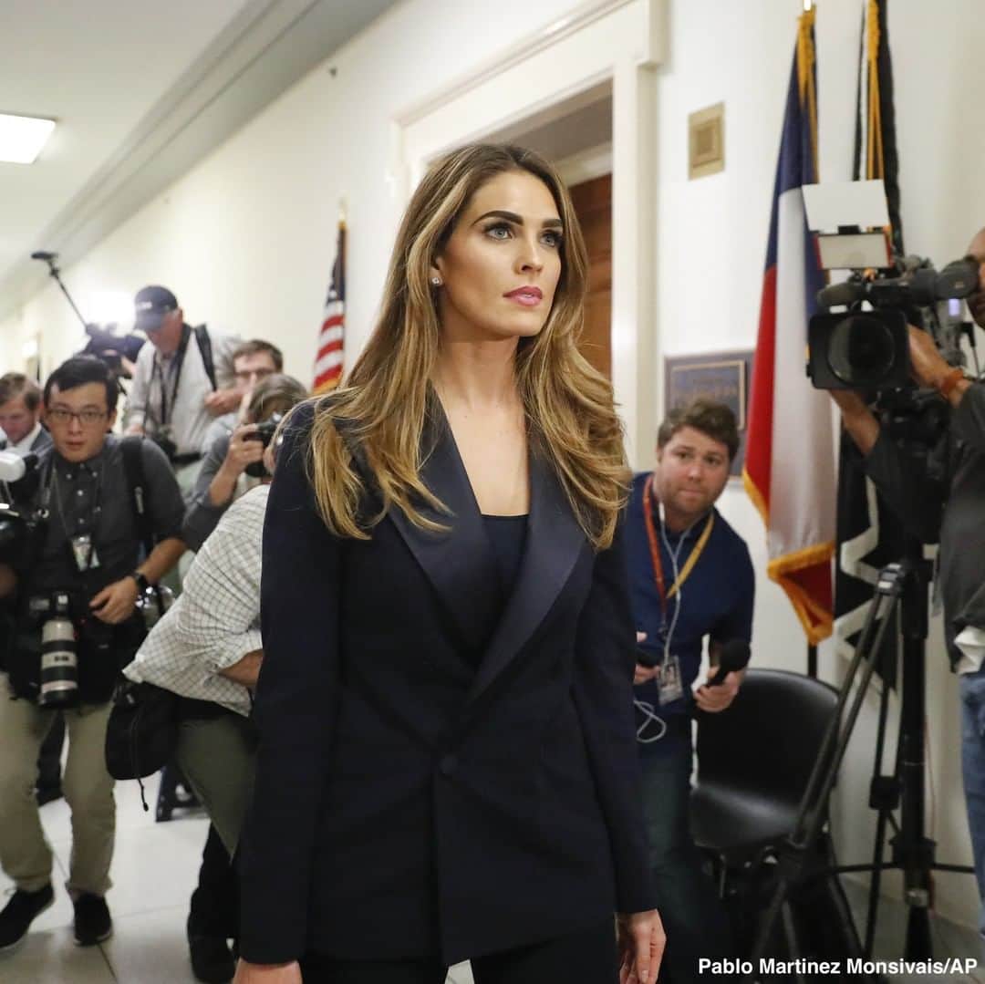 ABC Newsさんのインスタグラム写真 - (ABC NewsInstagram)「Hope Hicks was questioned behind closed doors before the House Judiciary Committee today.  Democrats didn't appear satisfied with her answers, saying she was answering questions about her time on the campaign but not on her time at the White House. #hopehicks #donaldtrump #politics #congress」6月20日 5時38分 - abcnews