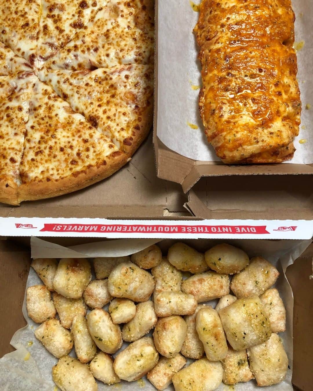 Domino's Pizzaさんのインスタグラム写真 - (Domino's PizzaInstagram)「Cheese are a few of my favorite things. 🧀🎶」6月20日 5時30分 - dominos