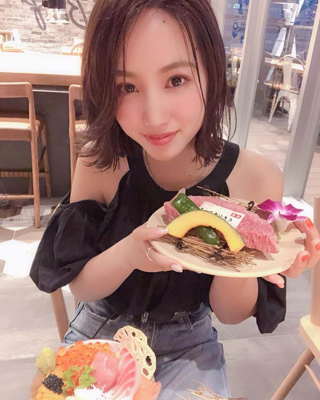 moe yamamotoのグルメインスタ